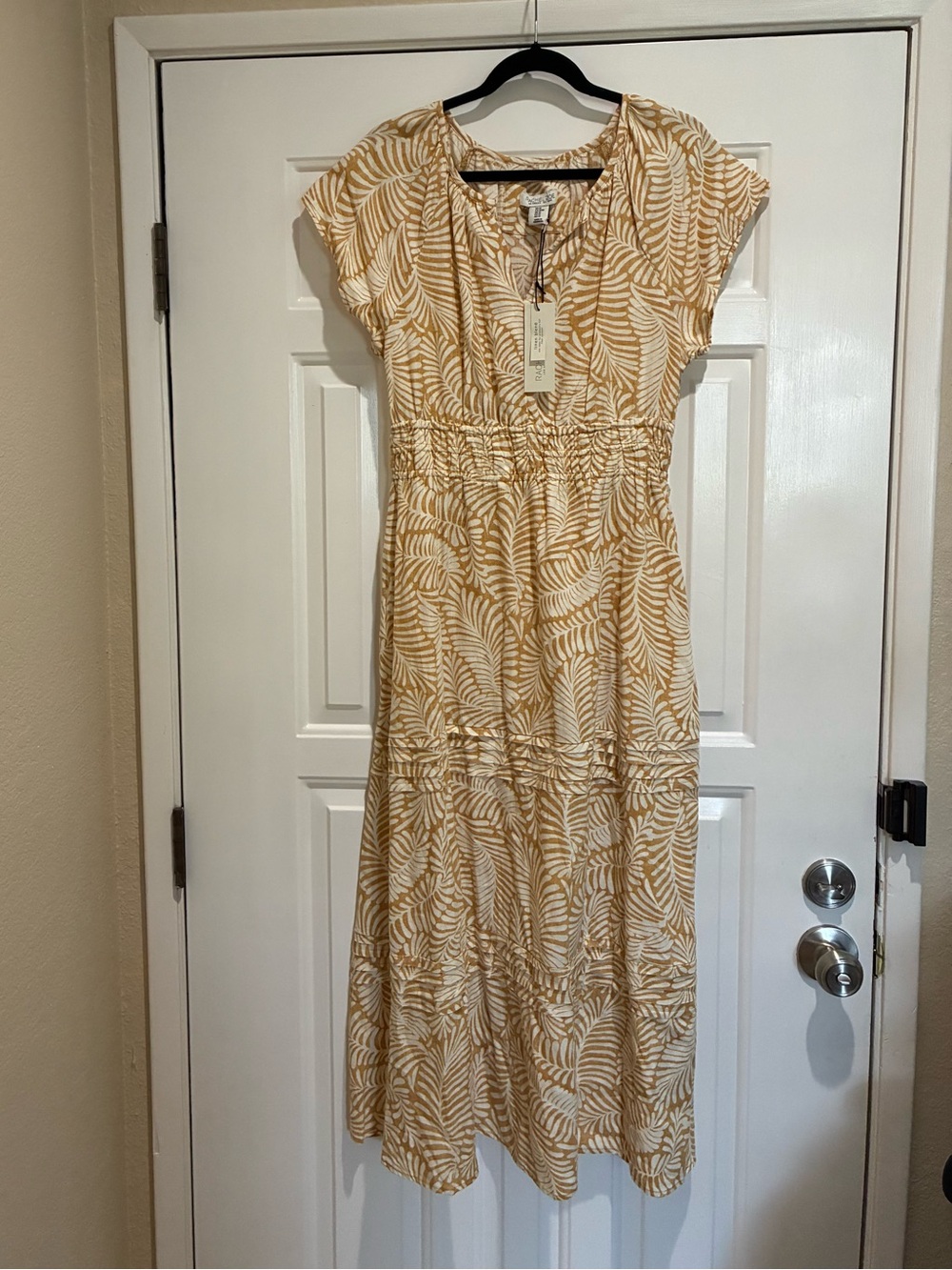 Rachel Zoe Women’s Mustard/cream Leaf-Print smocked waist Tiered Maxi Dress